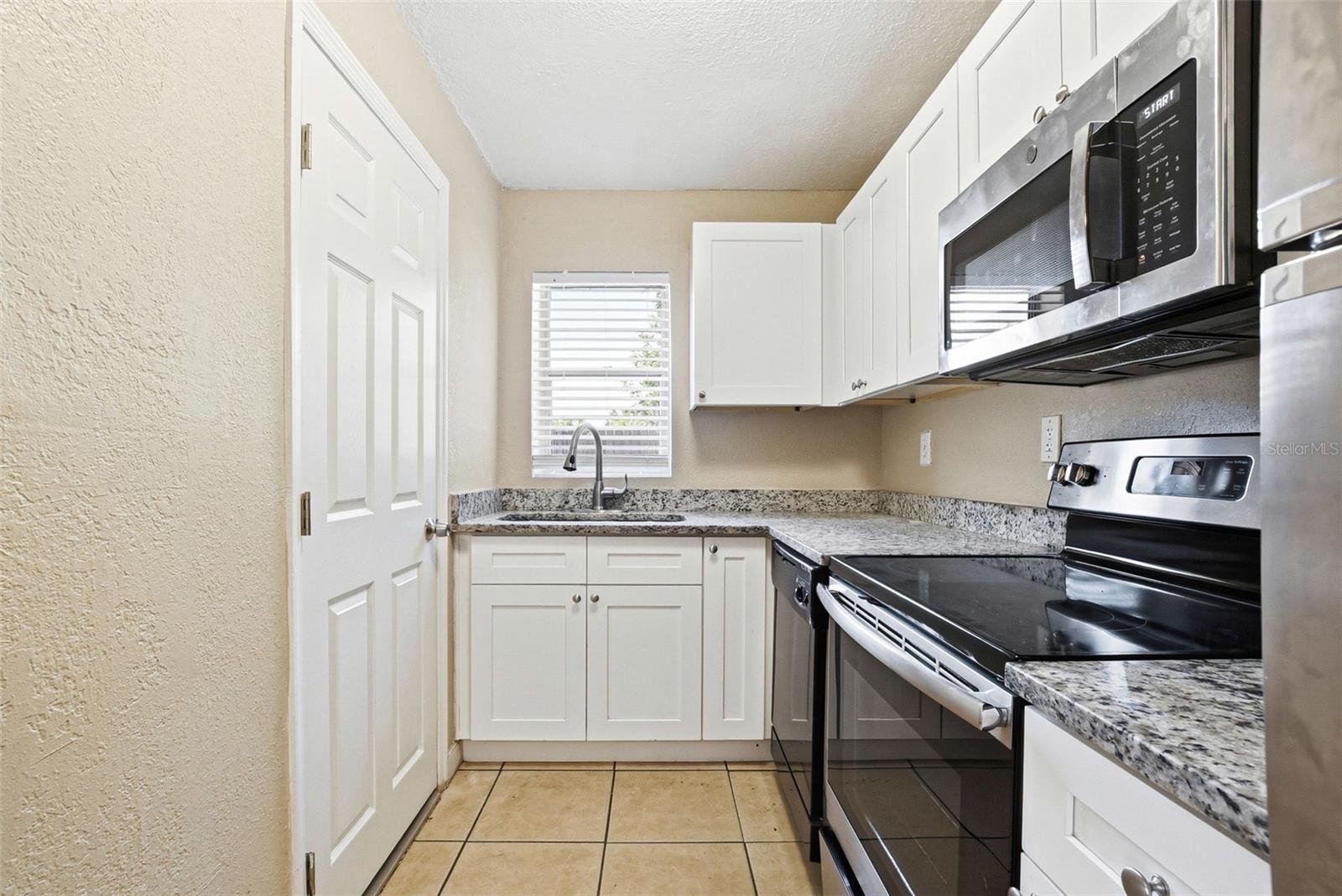 1729 FLORES CT, ORLANDO, FL, 32811