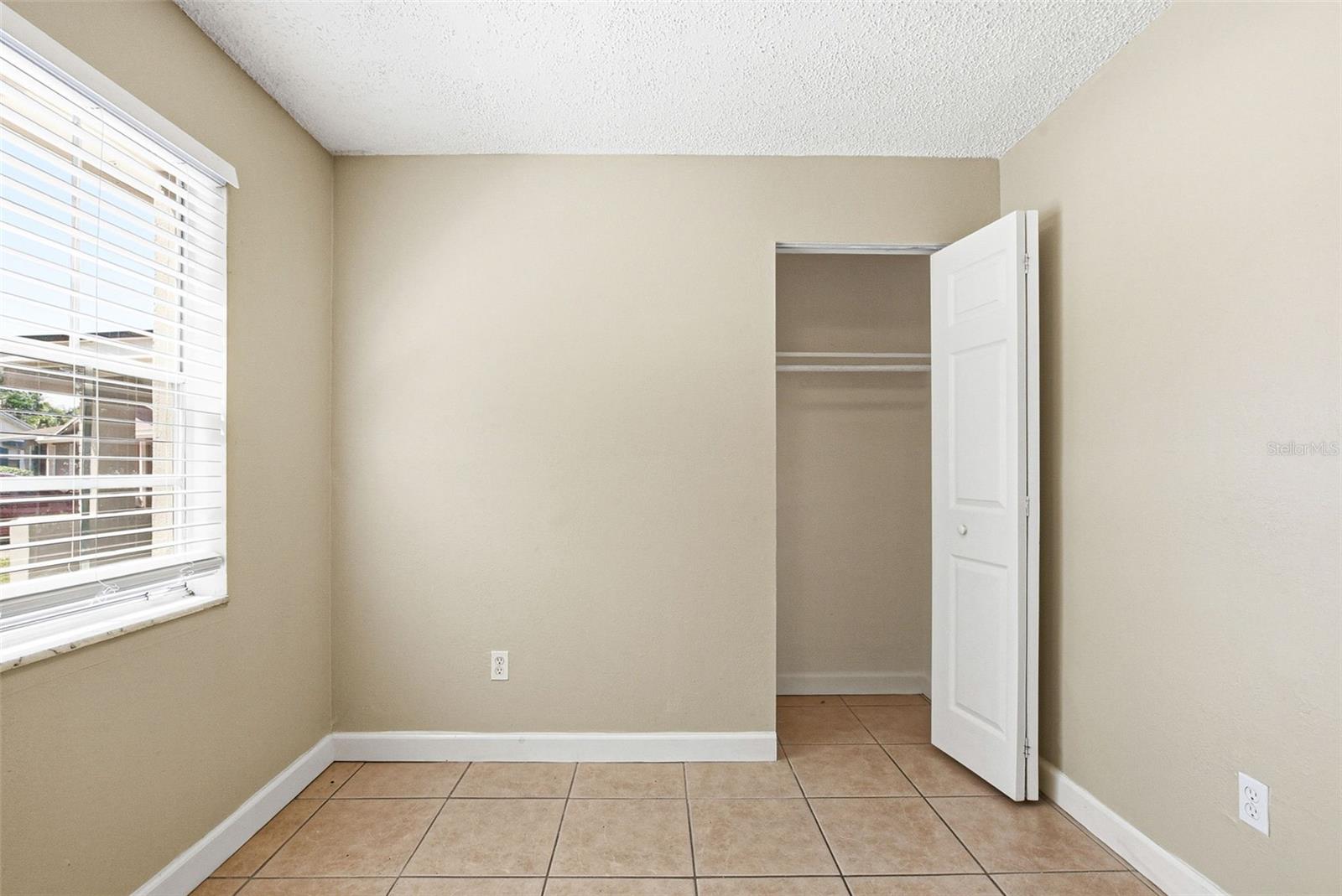 1729 FLORES CT, ORLANDO, FL, 32811