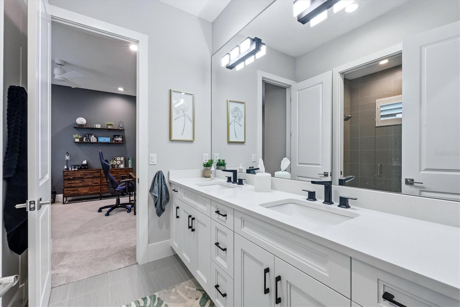 8254 PAVIA WAY, LAKEWOOD RANCH, FL, 34202