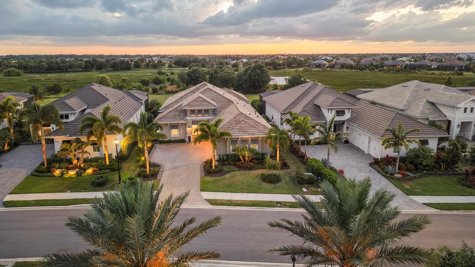 8254 PAVIA WAY, LAKEWOOD RANCH, FL, 34202