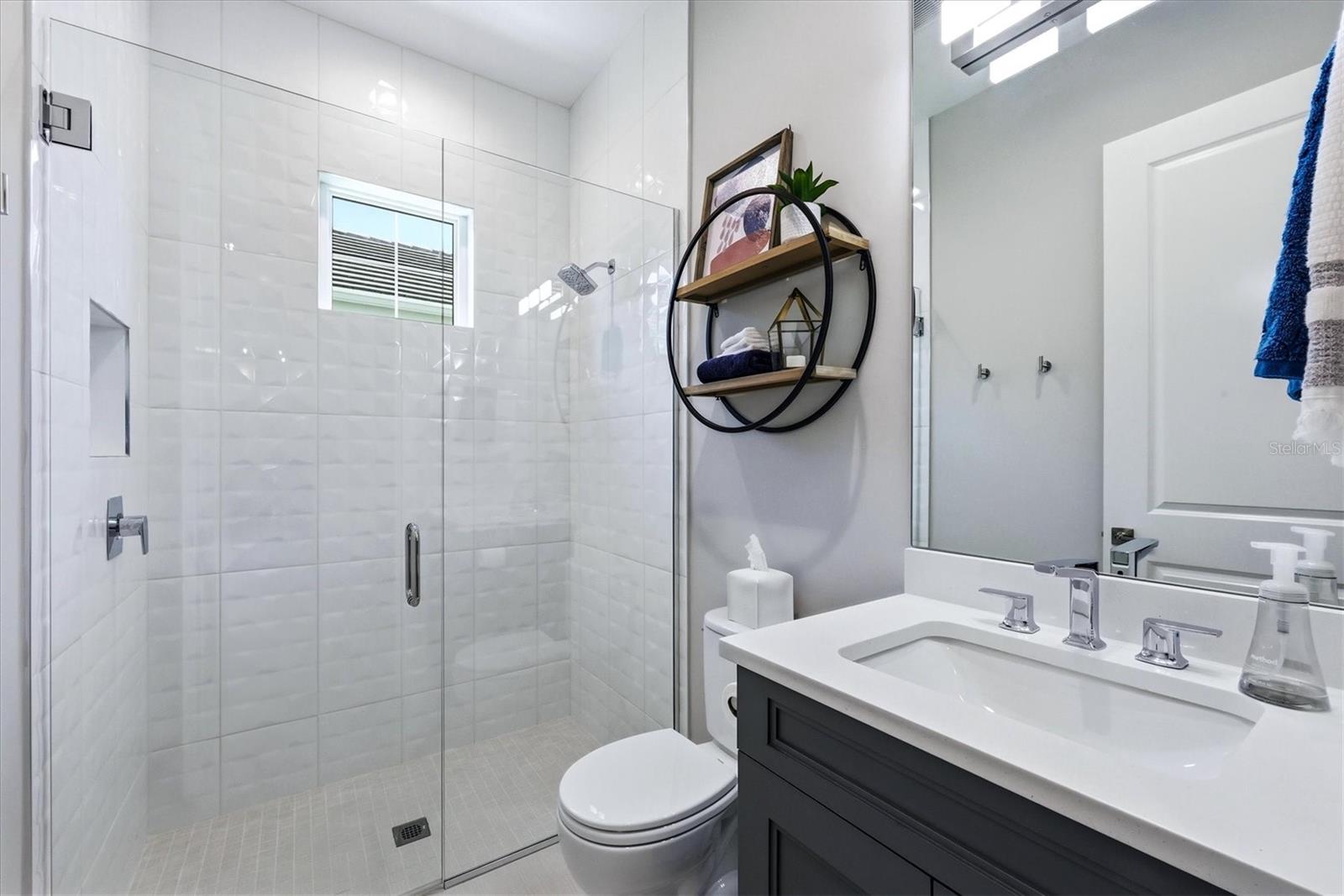 8254 PAVIA WAY, LAKEWOOD RANCH, FL, 34202