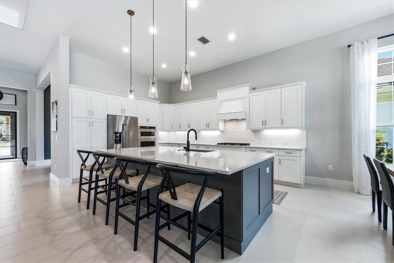 8254 PAVIA WAY, LAKEWOOD RANCH, FL, 34202
