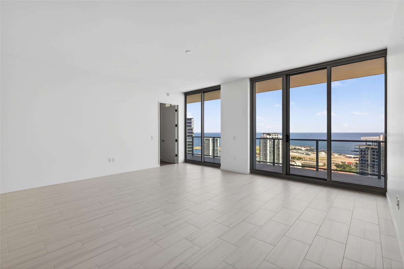 400 CENTRAL AVE #3706, ST PETERSBURG, FL, 33701