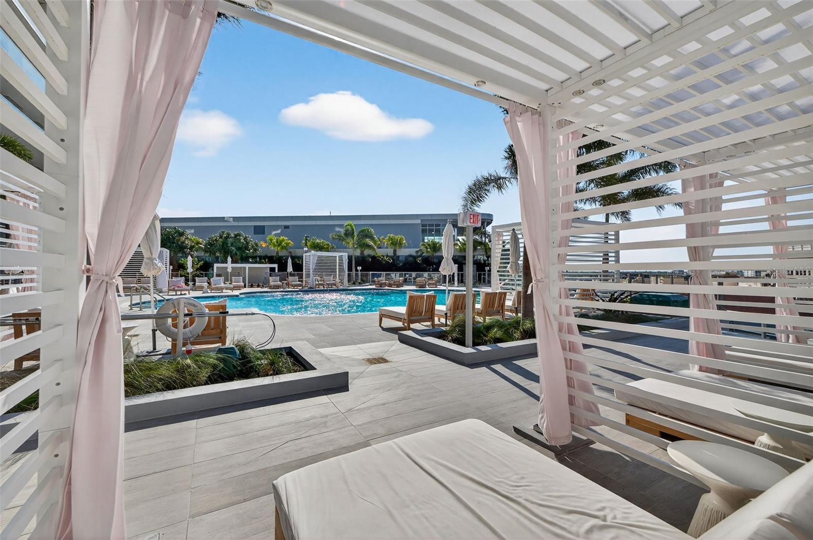 400 CENTRAL AVE #3706, ST PETERSBURG, FL, 33701