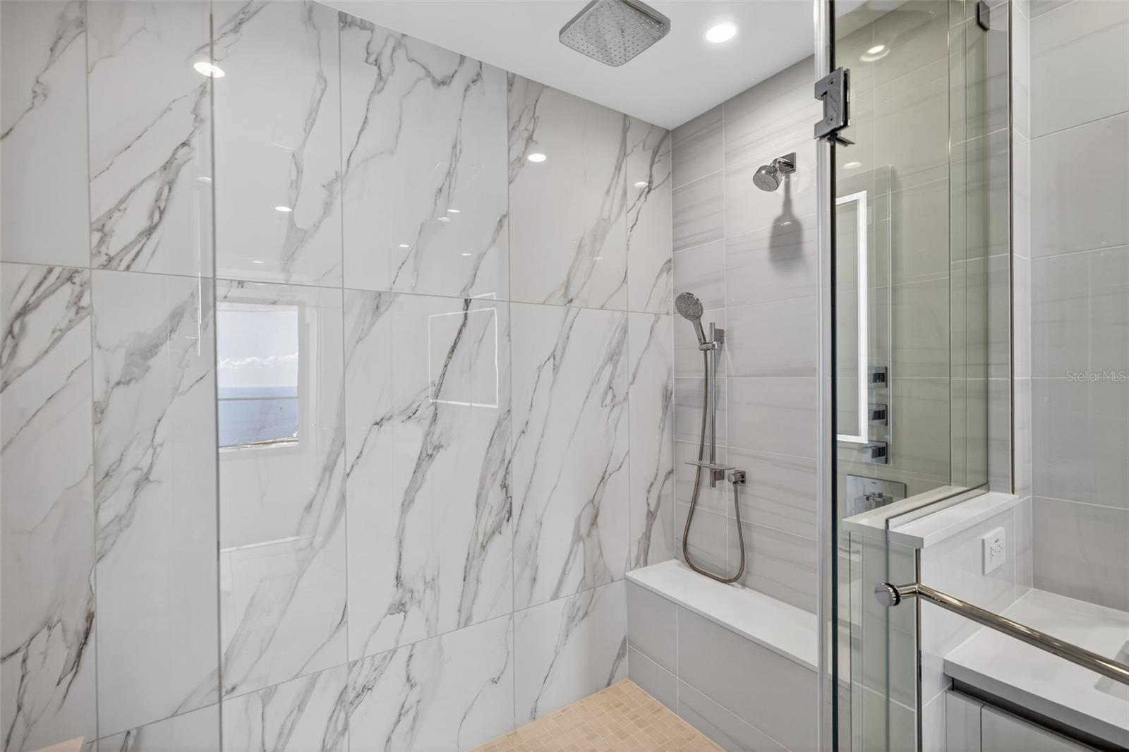 400 CENTRAL AVE #3706, ST PETERSBURG, FL, 33701