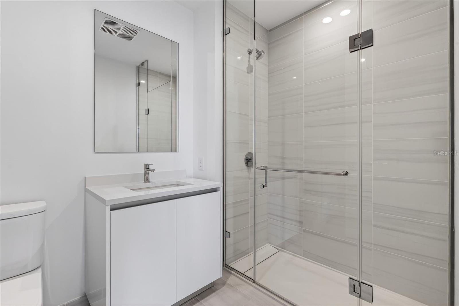 400 CENTRAL AVE #3706, ST PETERSBURG, FL, 33701