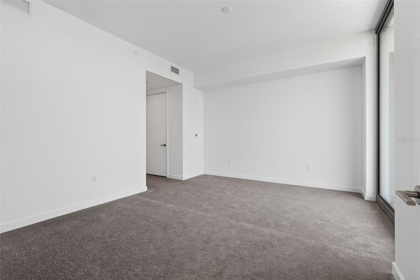 400 CENTRAL AVE #3706, ST PETERSBURG, FL, 33701
