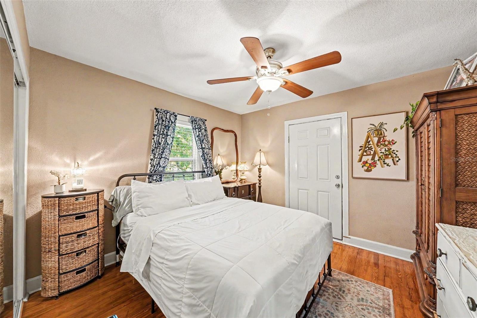 2827 9TH AVE N, ST PETERSBURG, FL, 33713