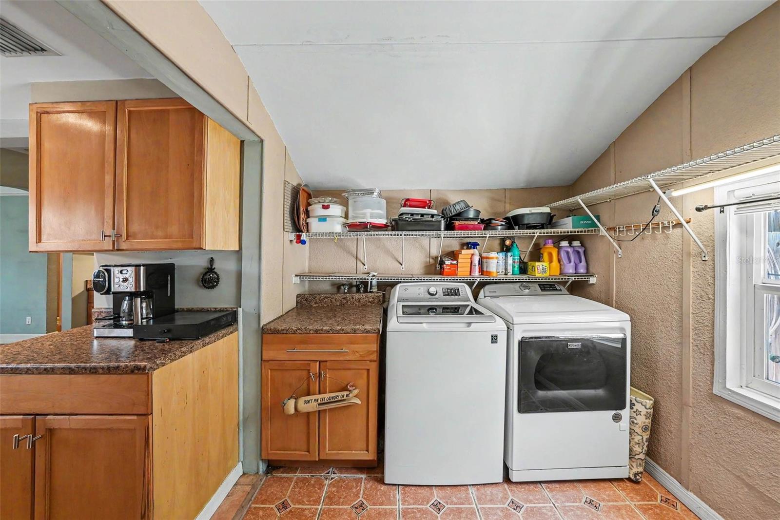 2827 9TH AVE N, ST PETERSBURG, FL, 33713