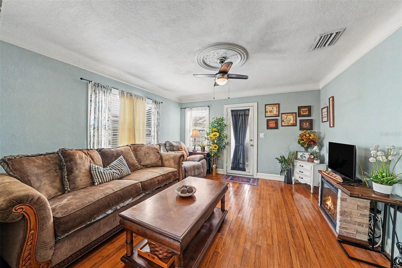 2827 9TH AVE N, ST PETERSBURG, FL, 33713