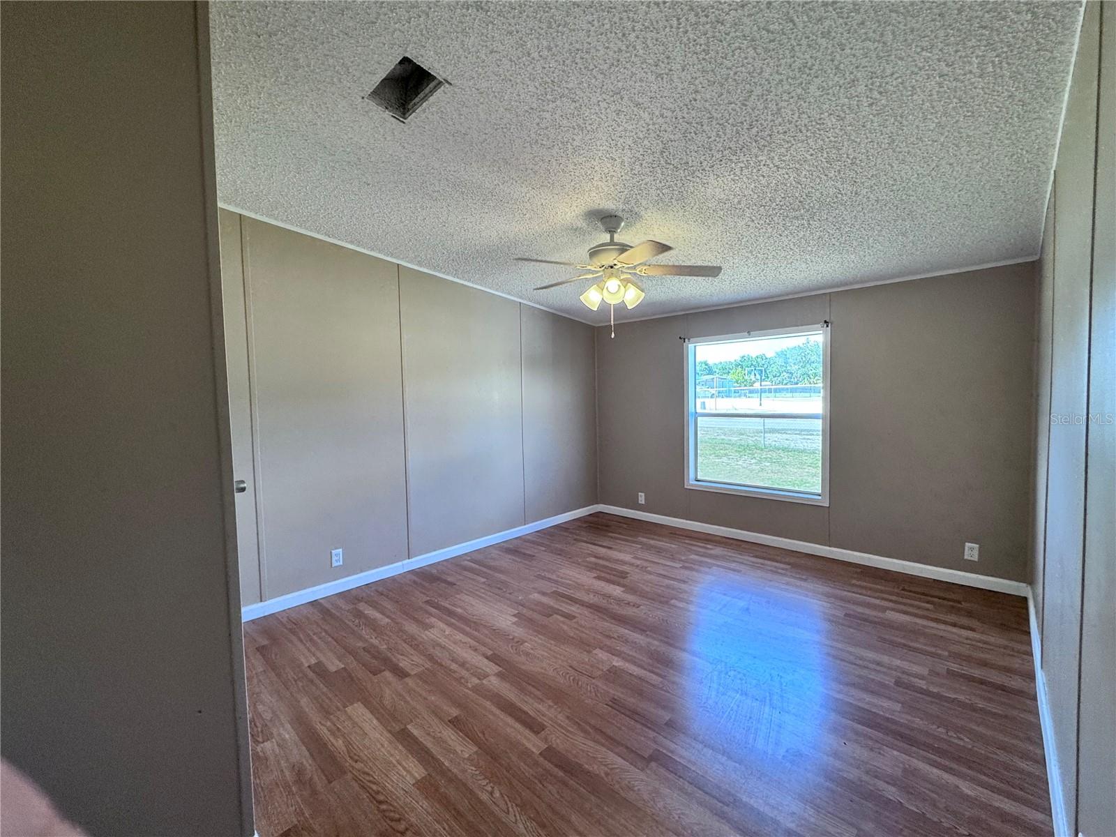 4300 MEADOW RIDGE AVE, MULBERRY, FL, 33860