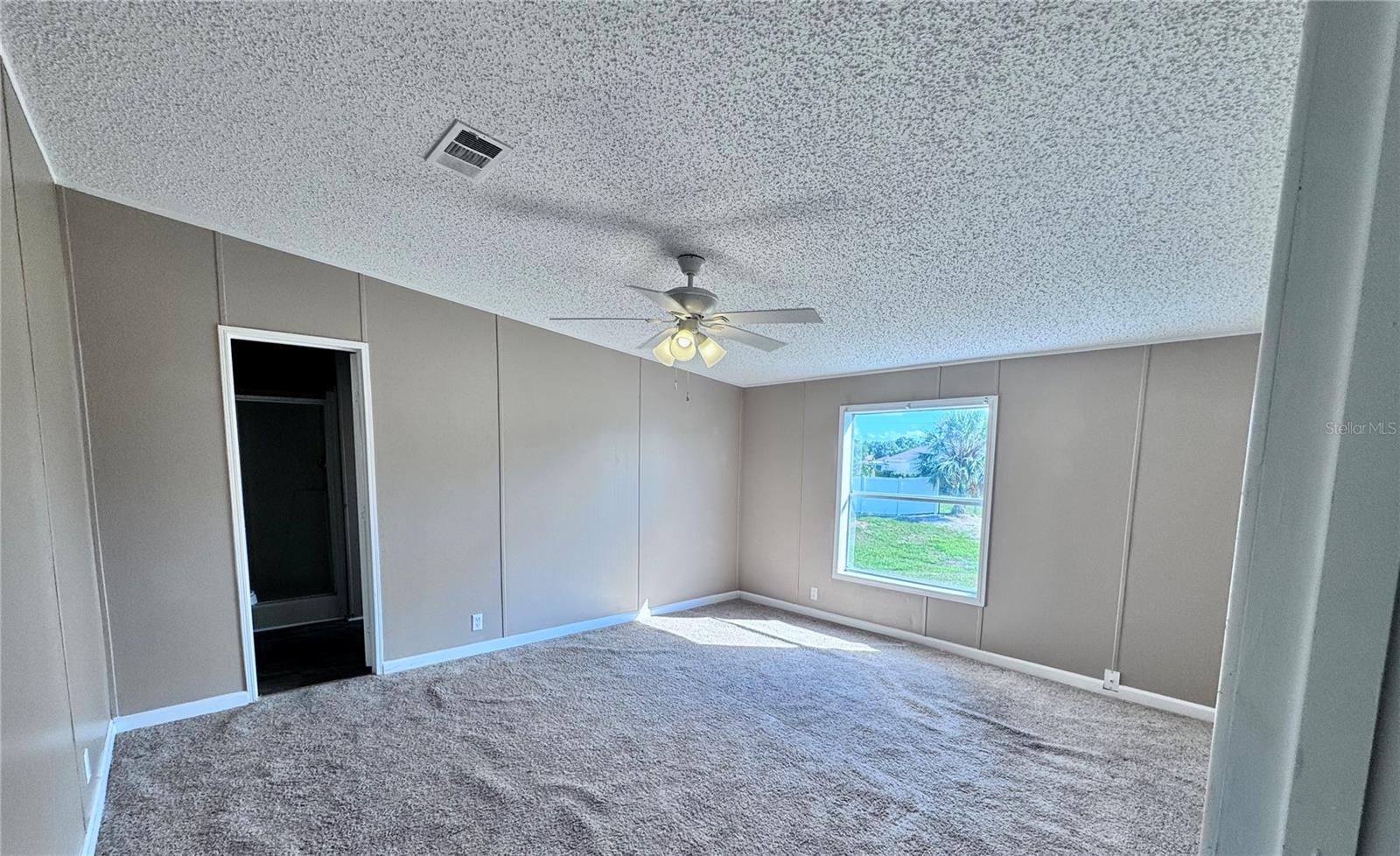 4300 MEADOW RIDGE AVE, MULBERRY, FL, 33860