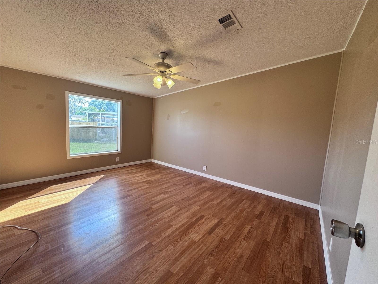 4300 MEADOW RIDGE AVE, MULBERRY, FL, 33860