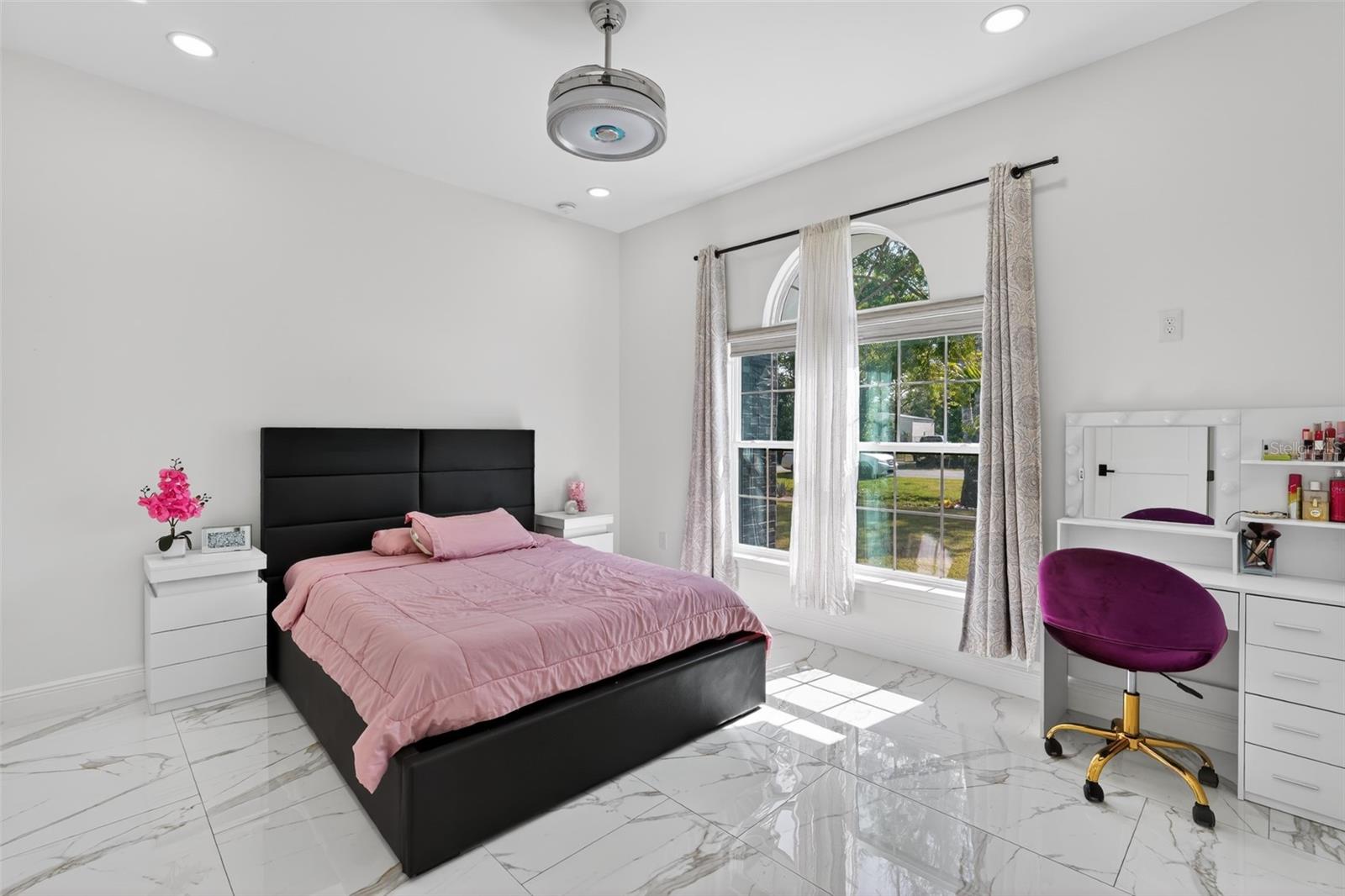 6032 EDGERTON AVE, ORLANDO, FL, 32833