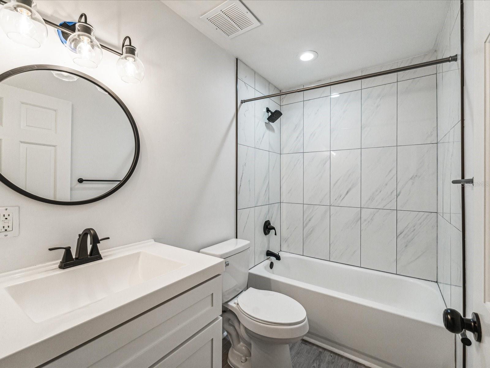 215 CENTRAL AVE #3F, ST PETERSBURG, FL, 33701