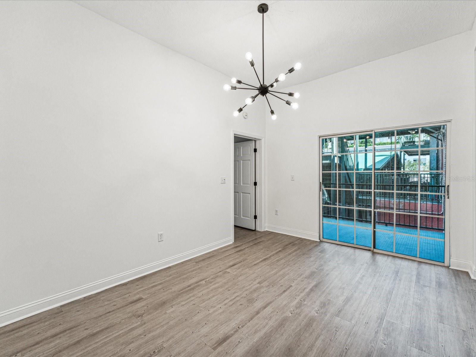 215 CENTRAL AVE #3F, ST PETERSBURG, FL, 33701