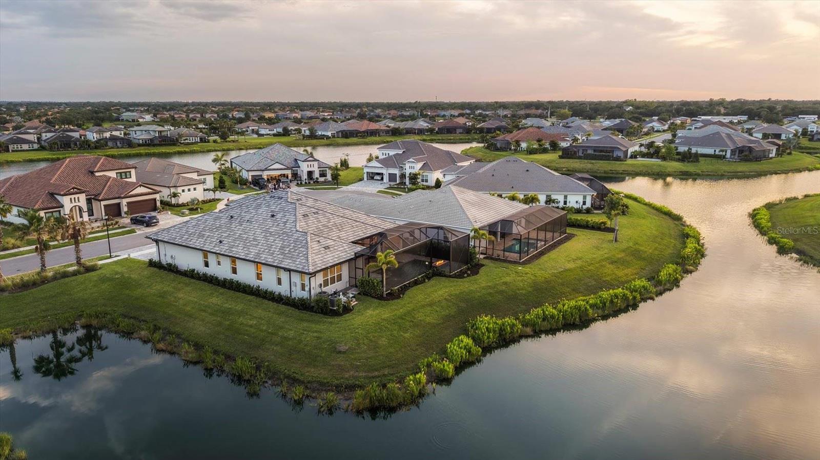 8532 BEECHLAKE CT, SARASOTA, FL, 34240