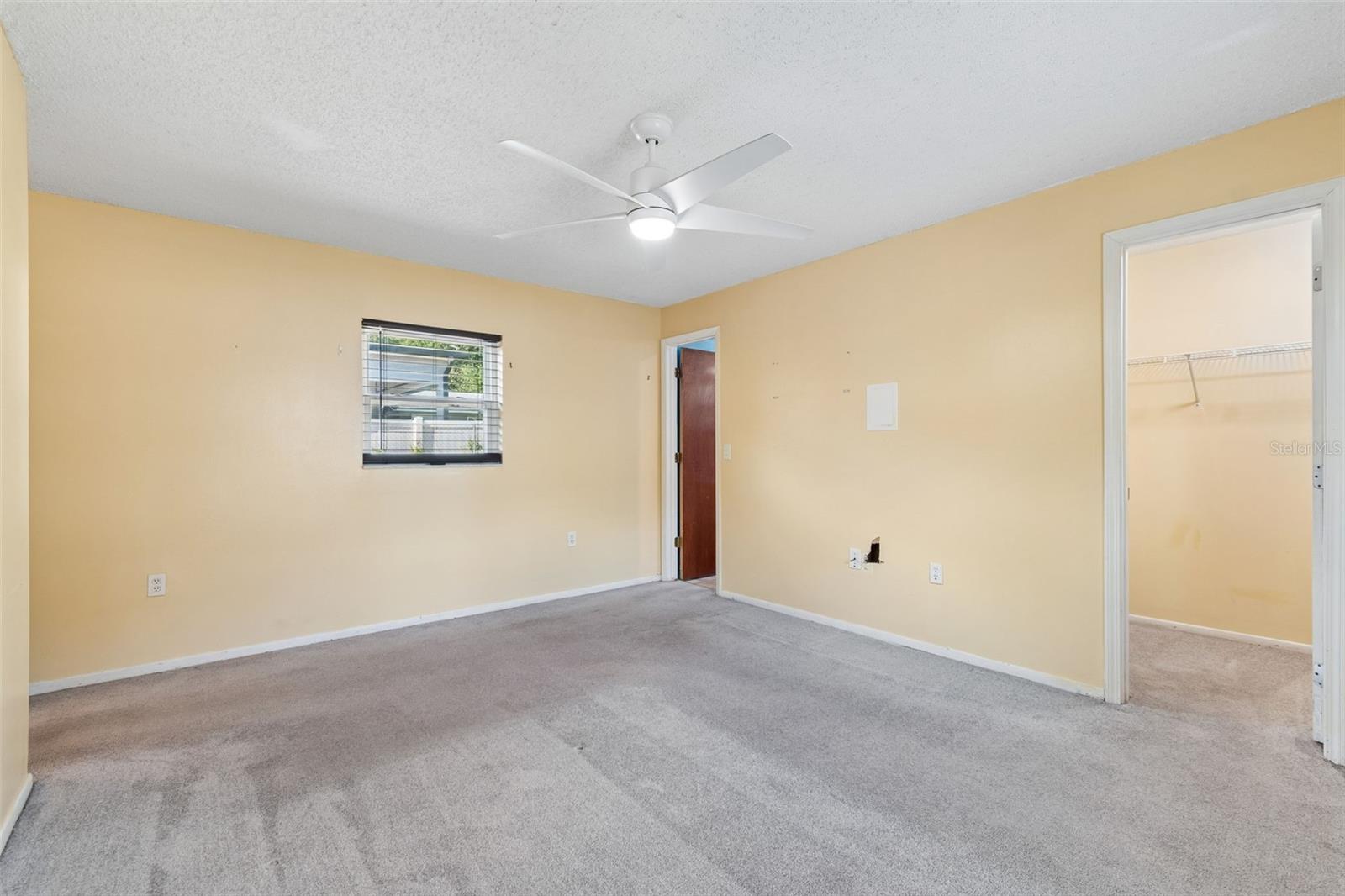 8445 N RIVER DUNE ST, TAMPA, FL, 33617