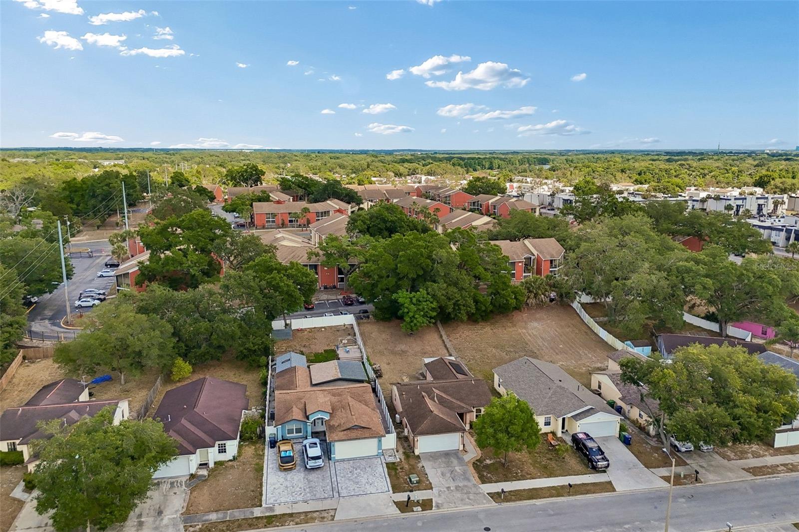 8445 N RIVER DUNE ST, TAMPA, FL, 33617