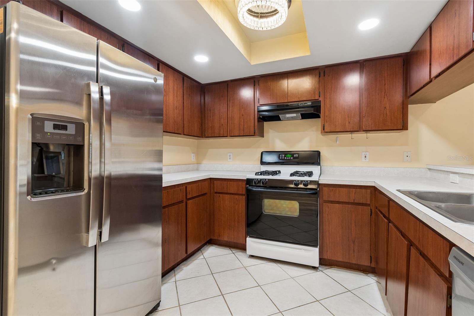 8445 N RIVER DUNE ST, TAMPA, FL, 33617