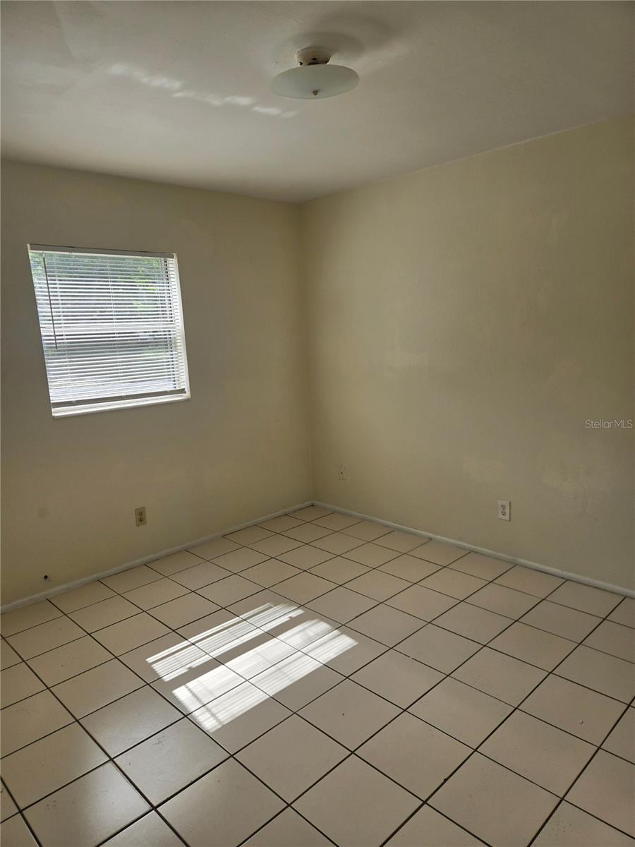 1109 E SENECA AVE #B, TAMPA, FL, 33612