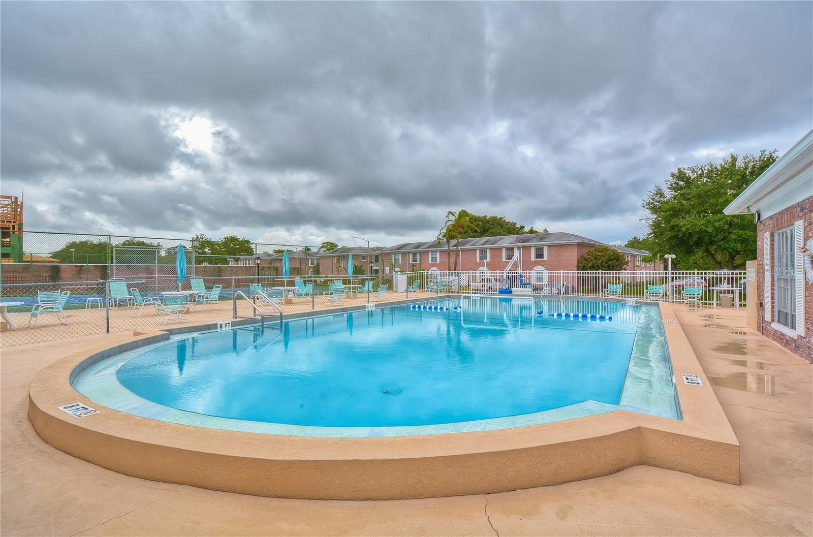 3994 37TH ST S #9, ST PETERSBURG, FL, 33711