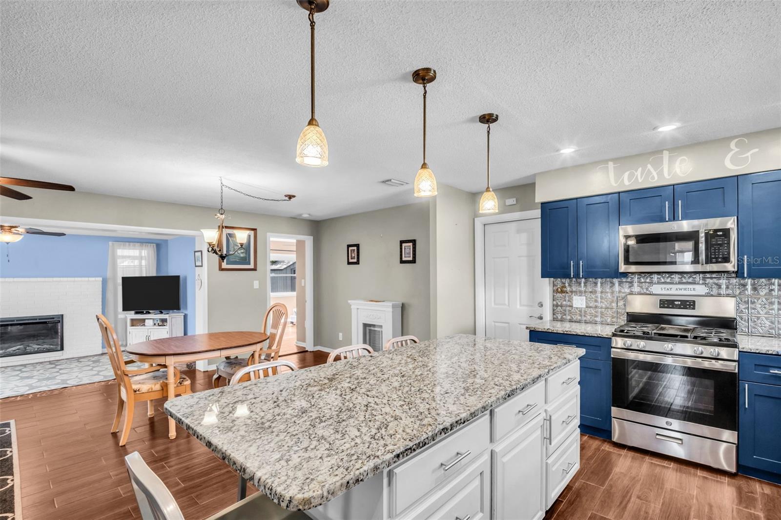 5676 WILLIAMS BLVD, SEMINOLE, FL, 33772