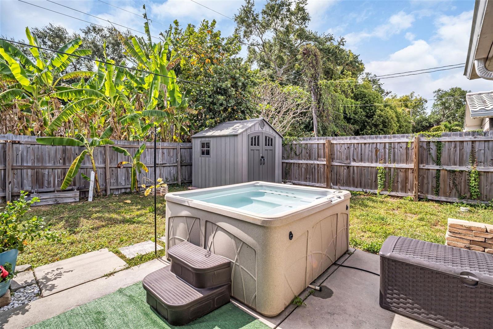 5676 WILLIAMS BLVD, SEMINOLE, FL, 33772