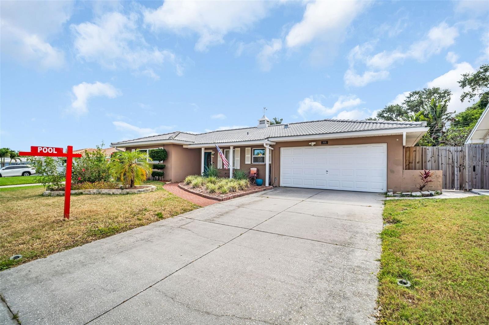 5676 WILLIAMS BLVD, SEMINOLE, FL, 33772