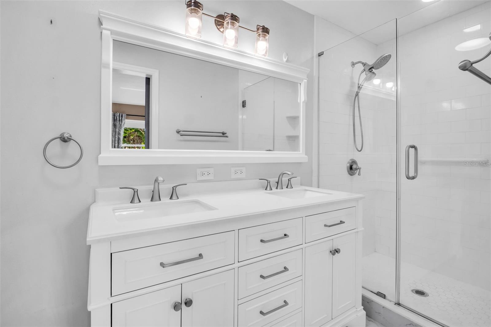 5676 WILLIAMS BLVD, SEMINOLE, FL, 33772
