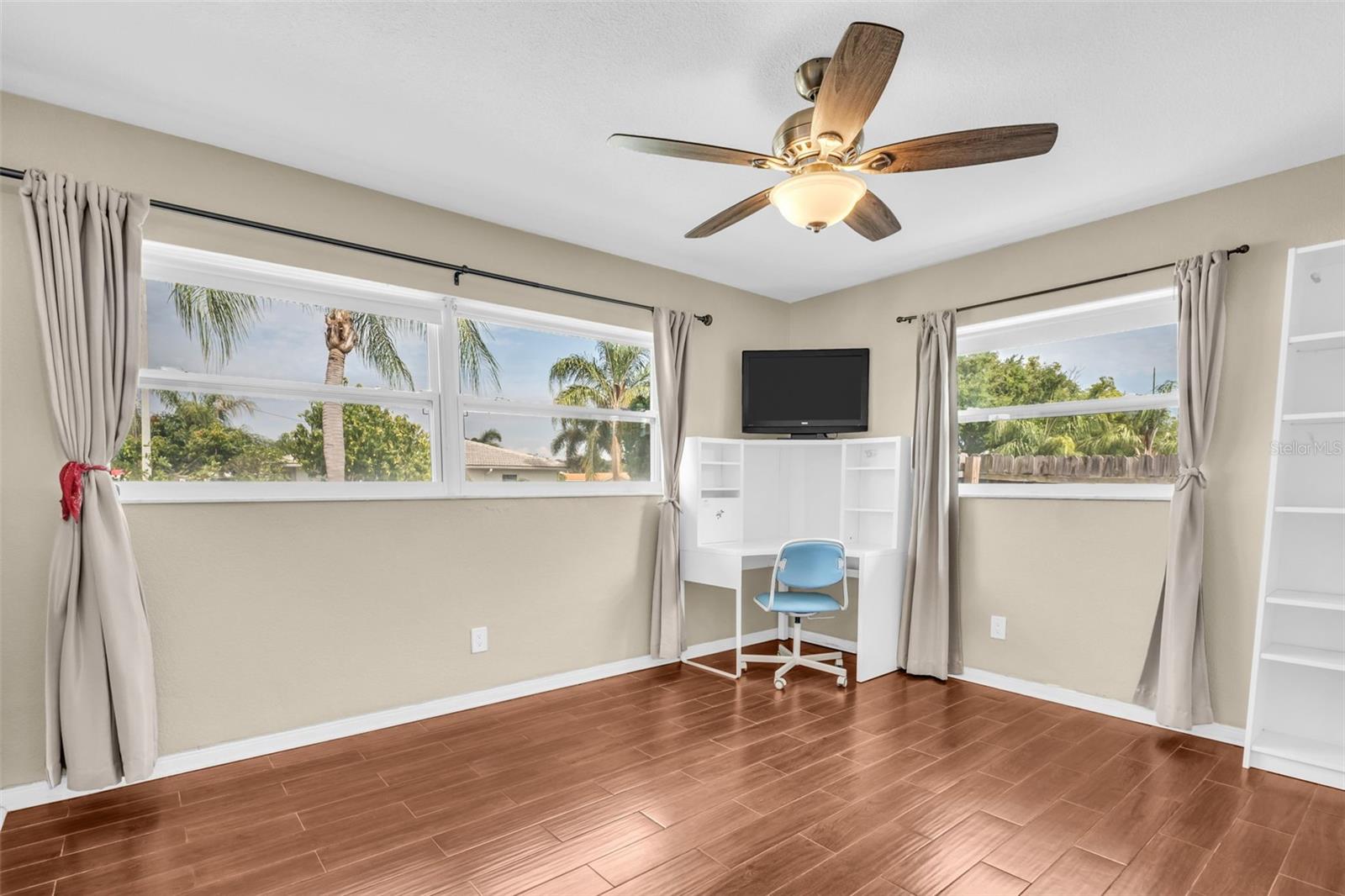 5676 WILLIAMS BLVD, SEMINOLE, FL, 33772