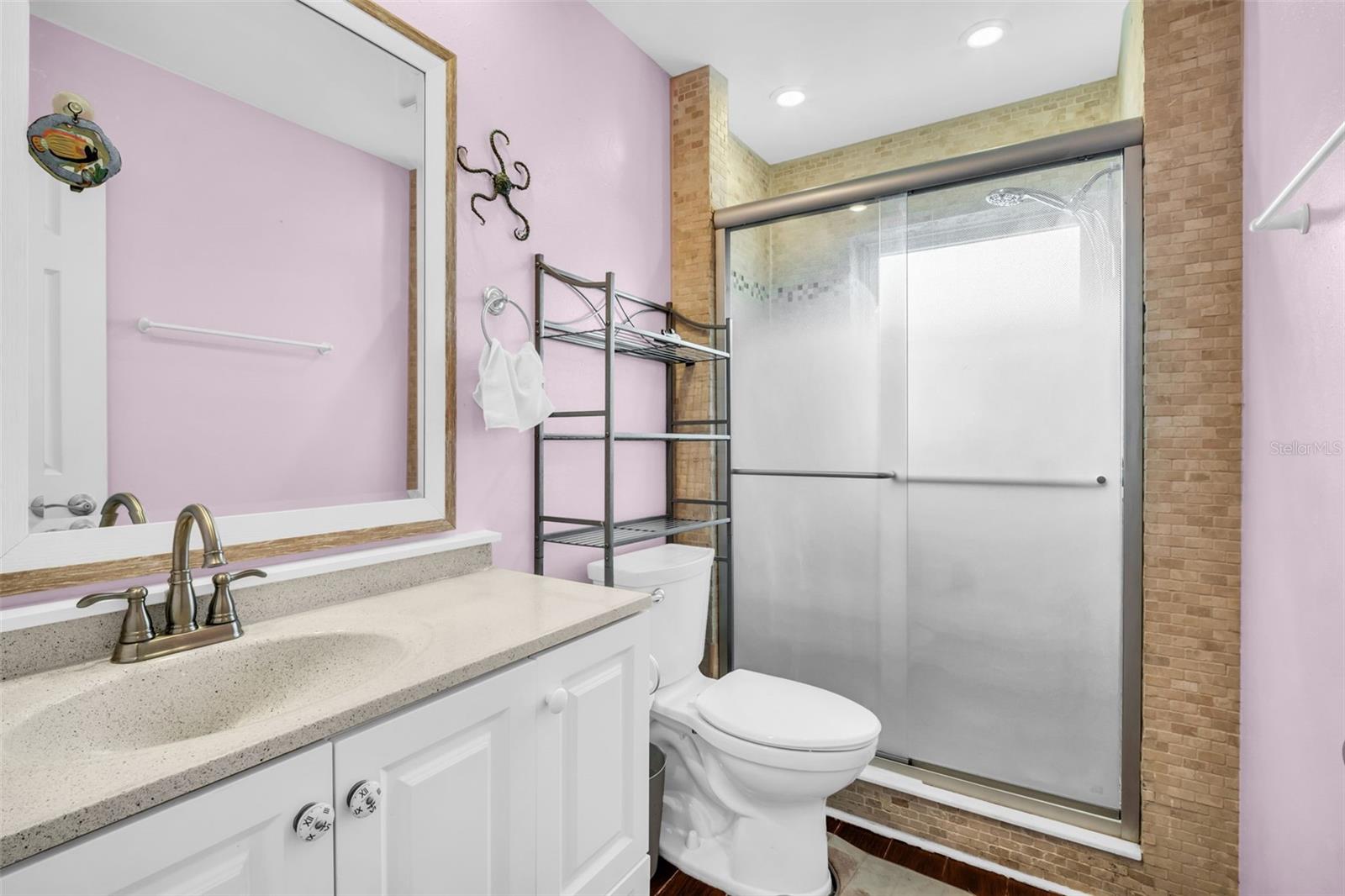 5676 WILLIAMS BLVD, SEMINOLE, FL, 33772