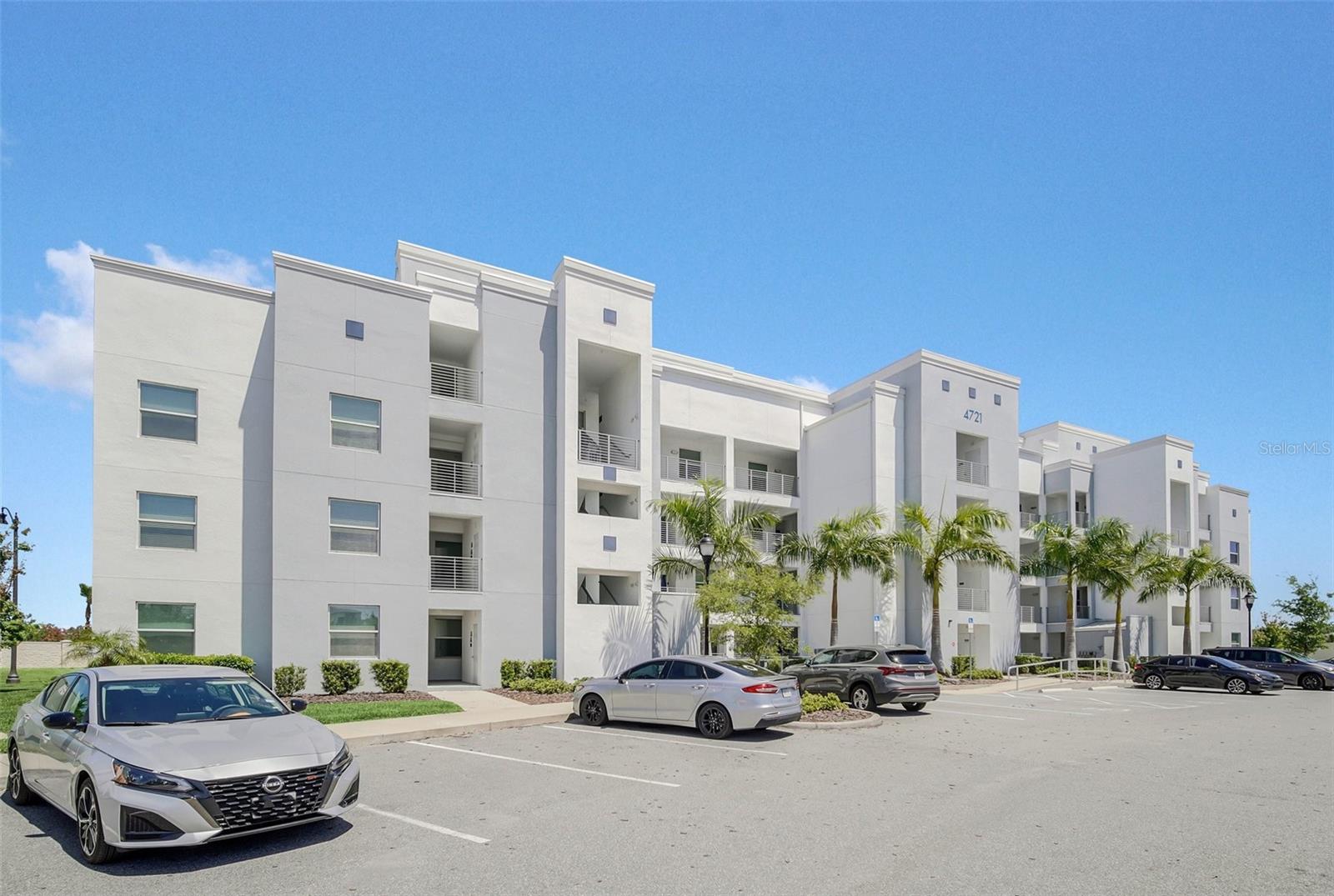 4721 CLOCK TOWER DR #304, KISSIMMEE, FL, 34746