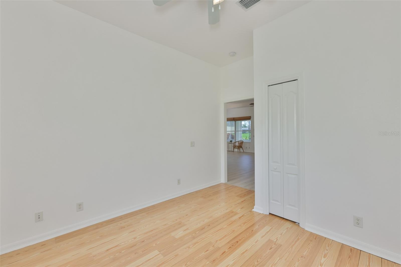 448 NOBLE FAIRE DR, SUN CITY CENTER, FL, 33573