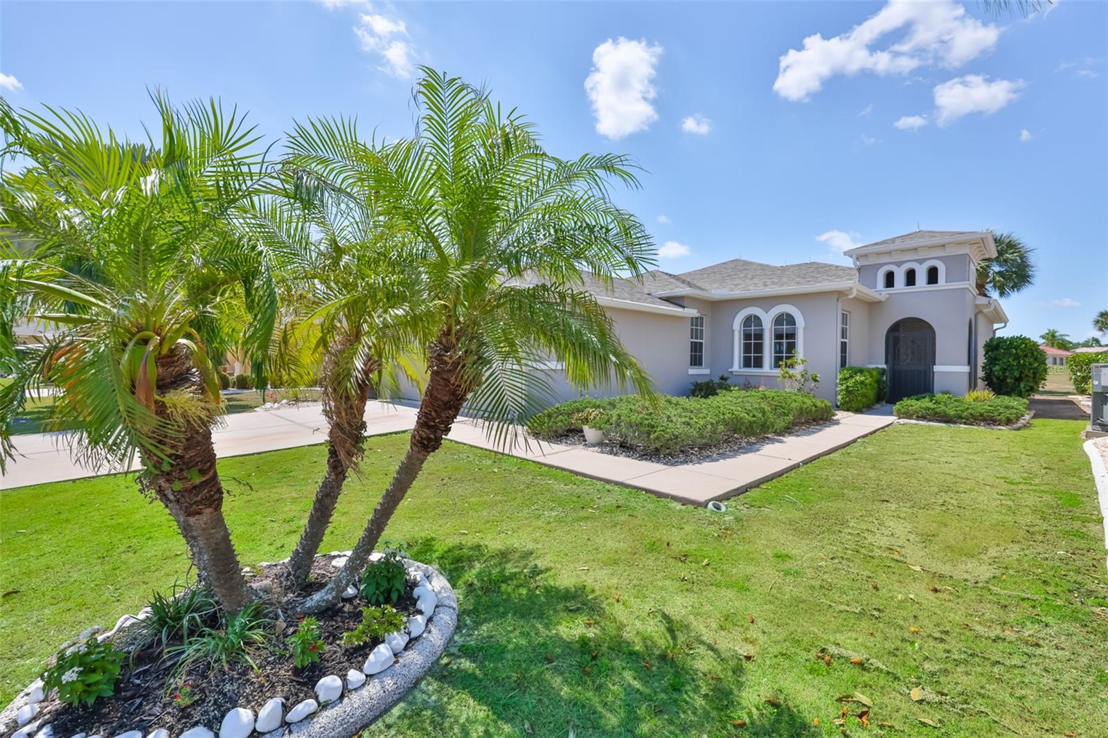 448 NOBLE FAIRE DR, SUN CITY CENTER, FL, 33573