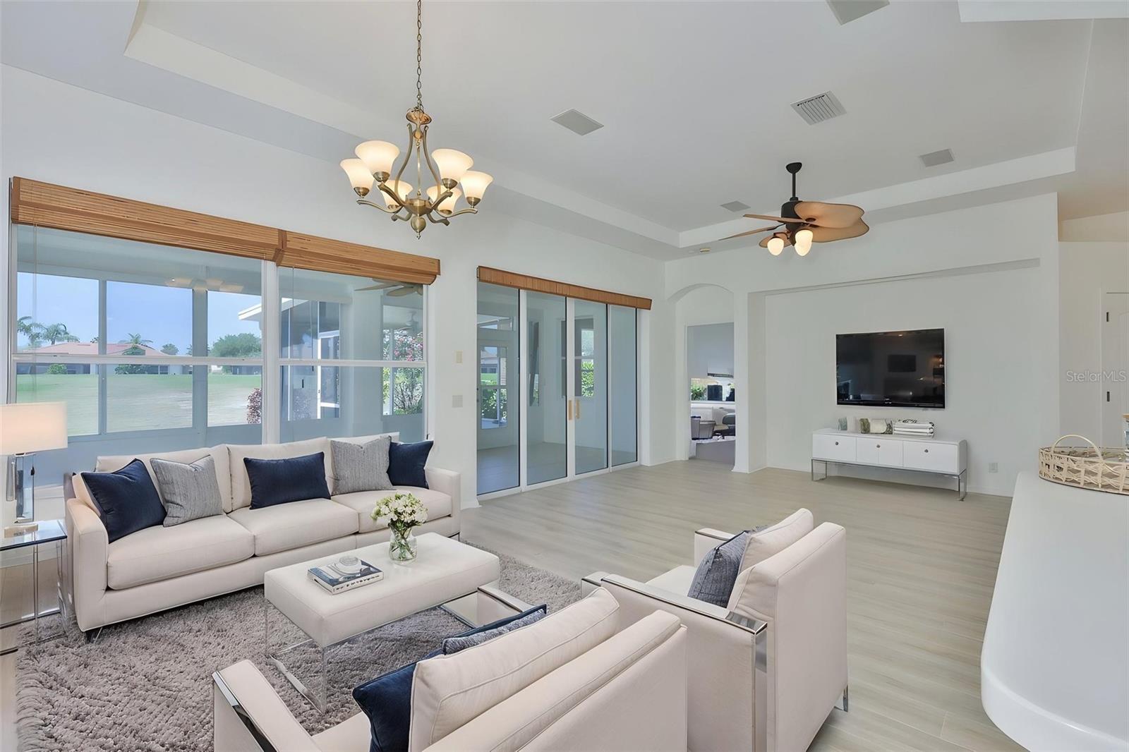 448 NOBLE FAIRE DR, SUN CITY CENTER, FL, 33573