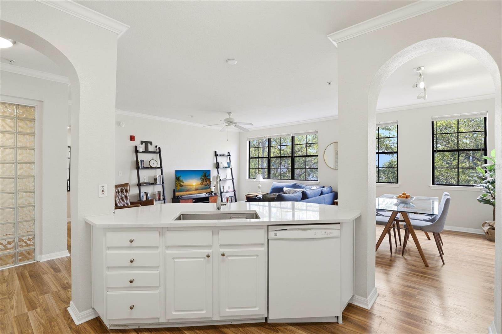 911 N ORANGE AVE #521, ORLANDO, FL, 32801