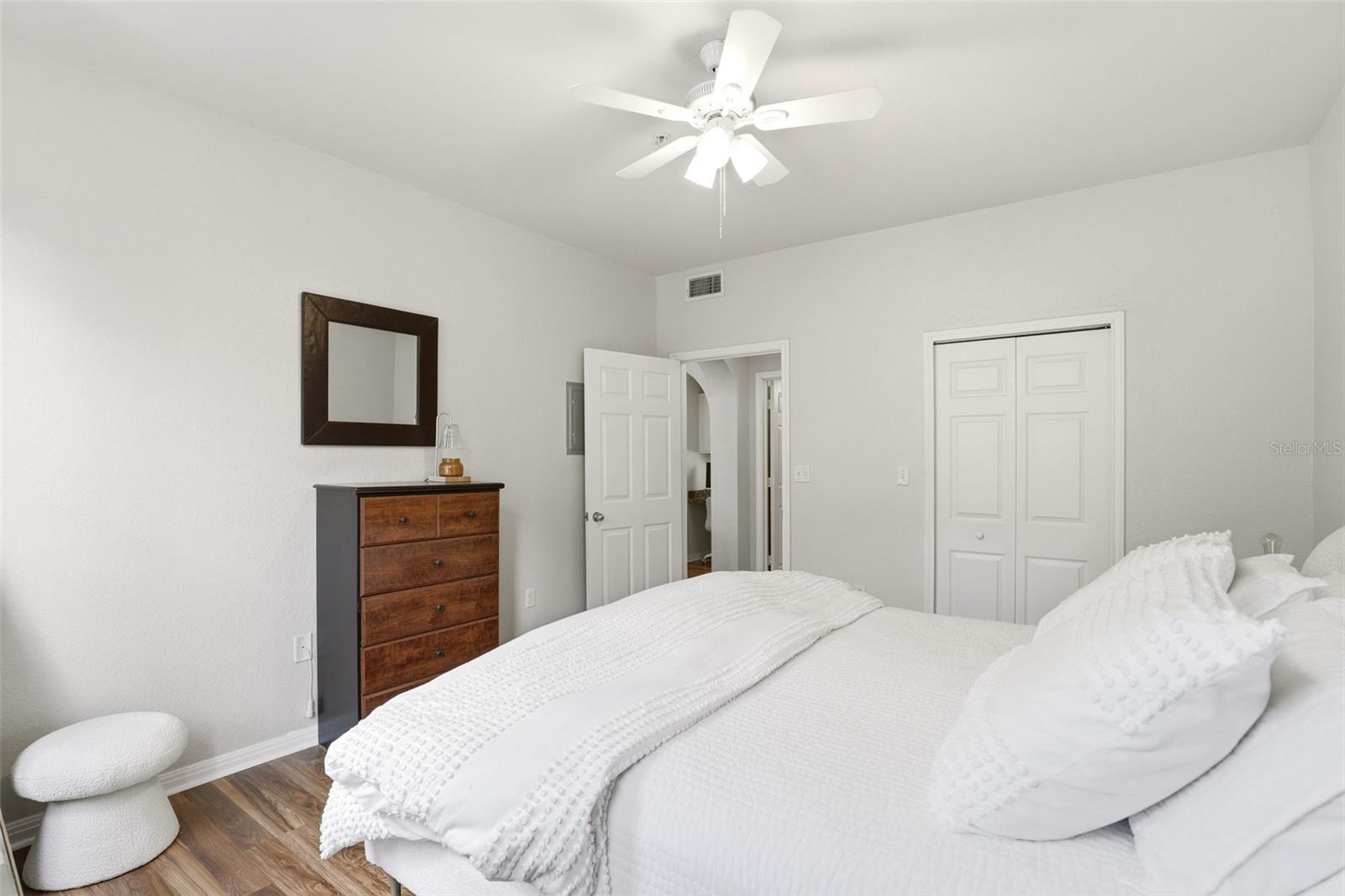 911 N ORANGE AVE #521, ORLANDO, FL, 32801