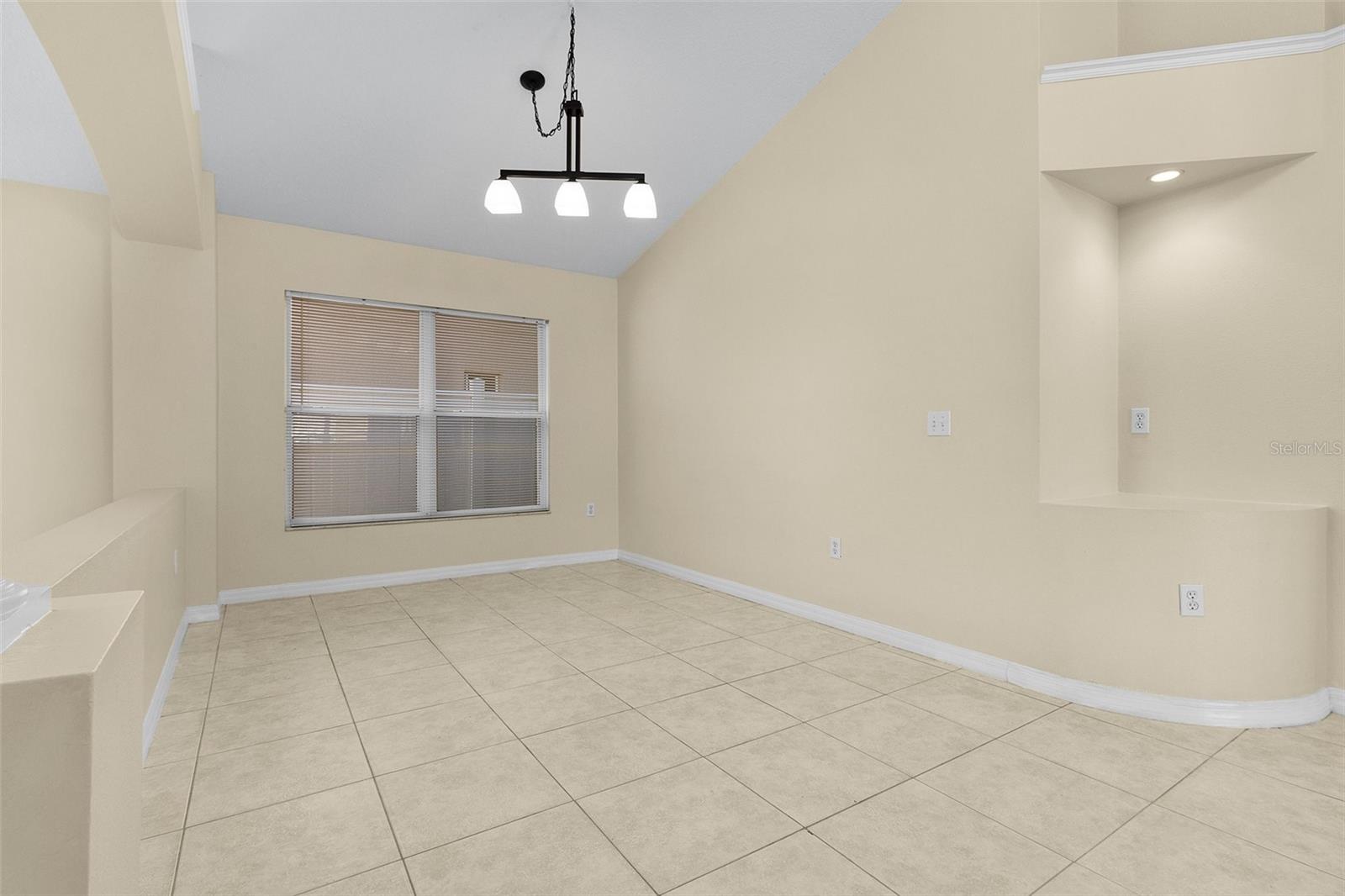 2546 CROWN RIDGE CIR, KISSIMMEE, FL, 34744