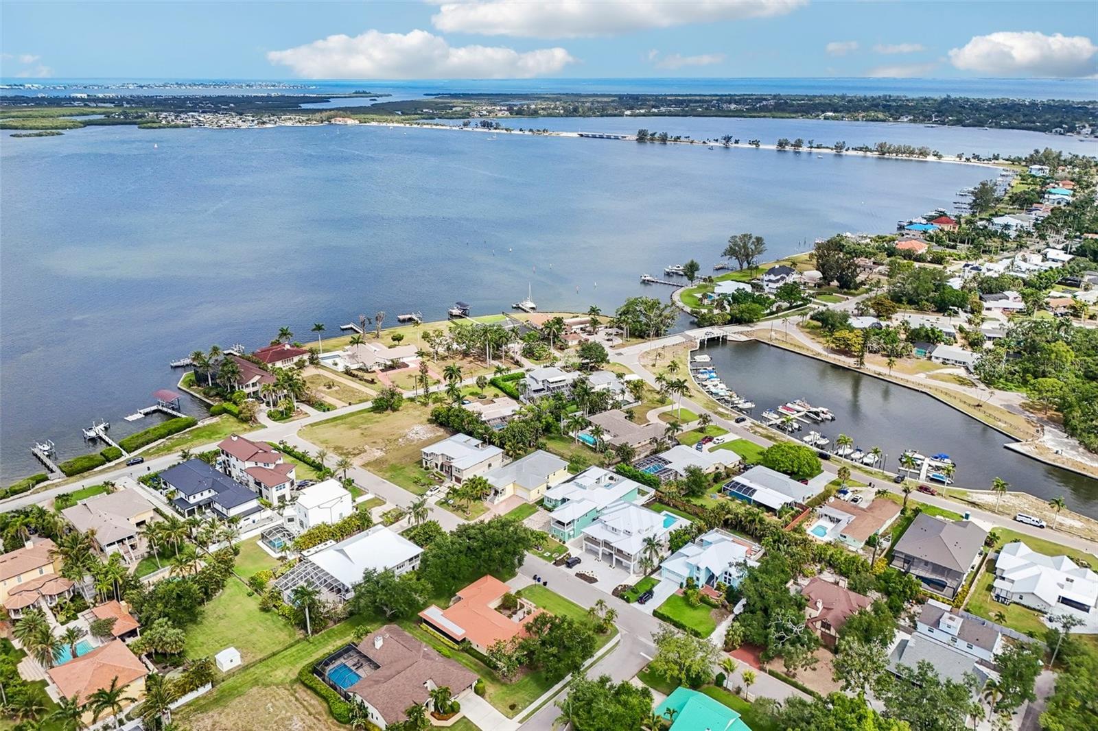 8174 17TH AVE W, BRADENTON, FL, 34209