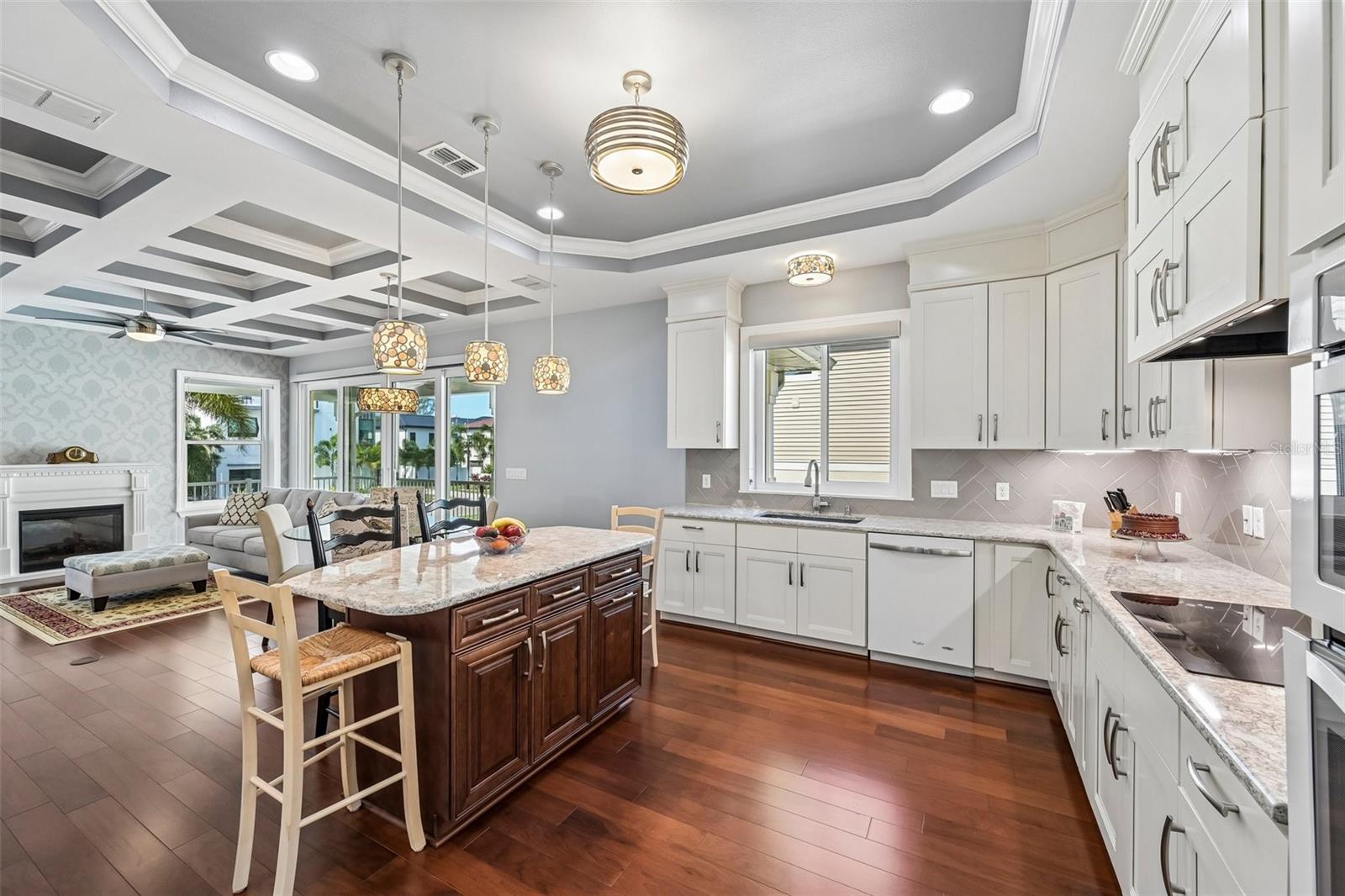 8174 17TH AVE W, BRADENTON, FL, 34209