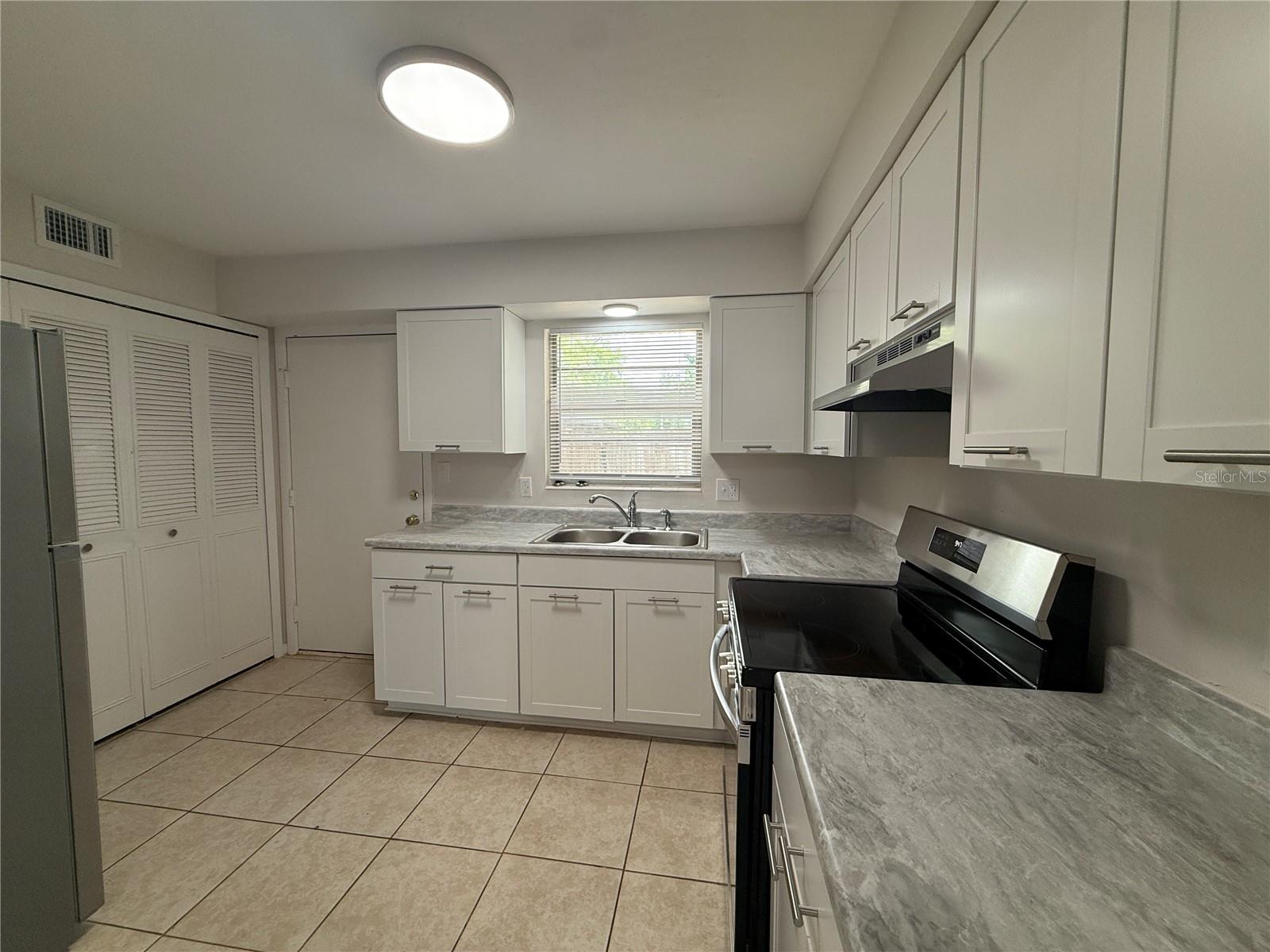 6030 SW 12TH PL #2, GAINESVILLE, FL, 32607