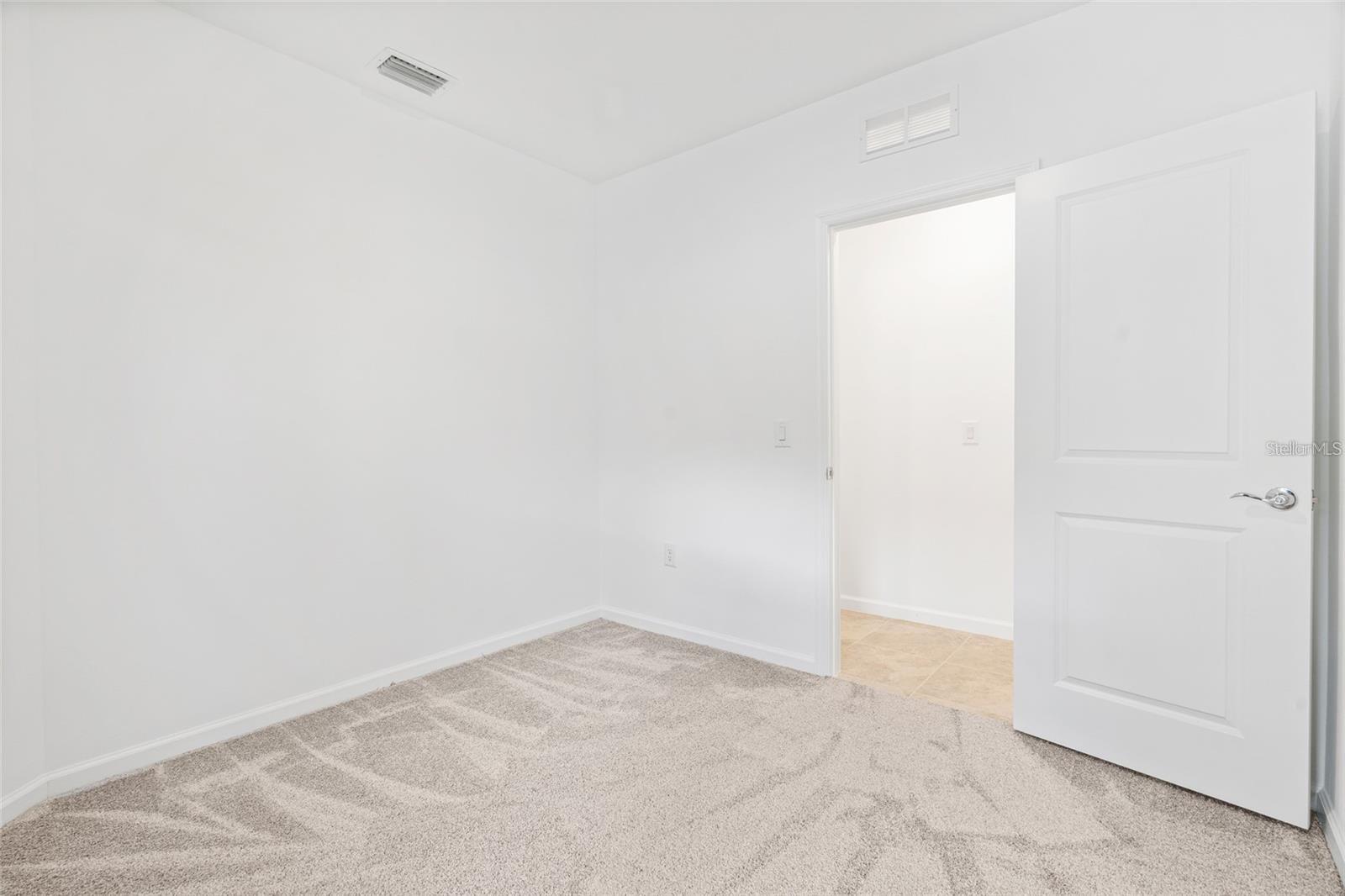 6560 SILVERSTAR DR, SARASOTA, FL, 34240