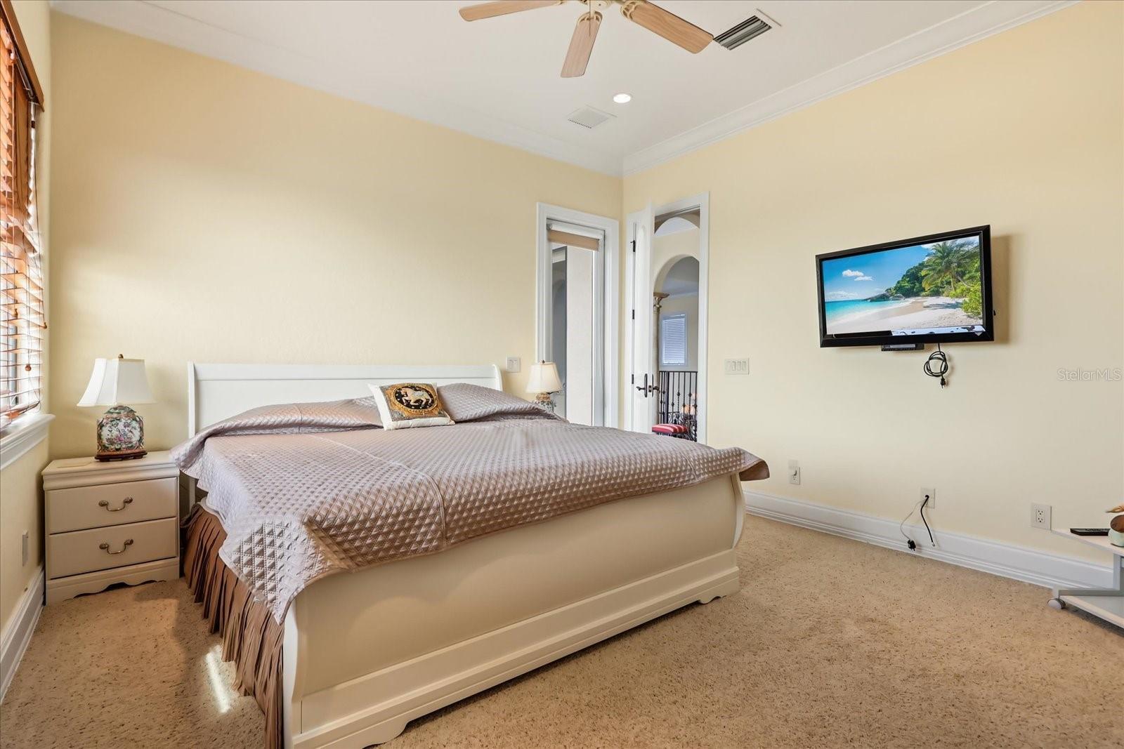 1136 LAKE WHITNEY DR, WINDERMERE, FL, 34786