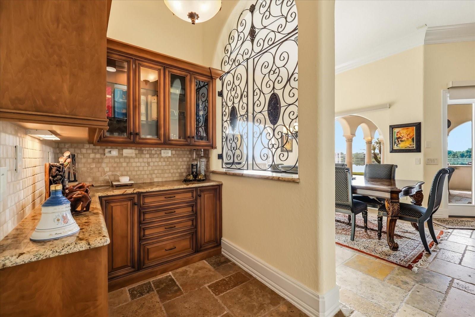 1136 LAKE WHITNEY DR, WINDERMERE, FL, 34786