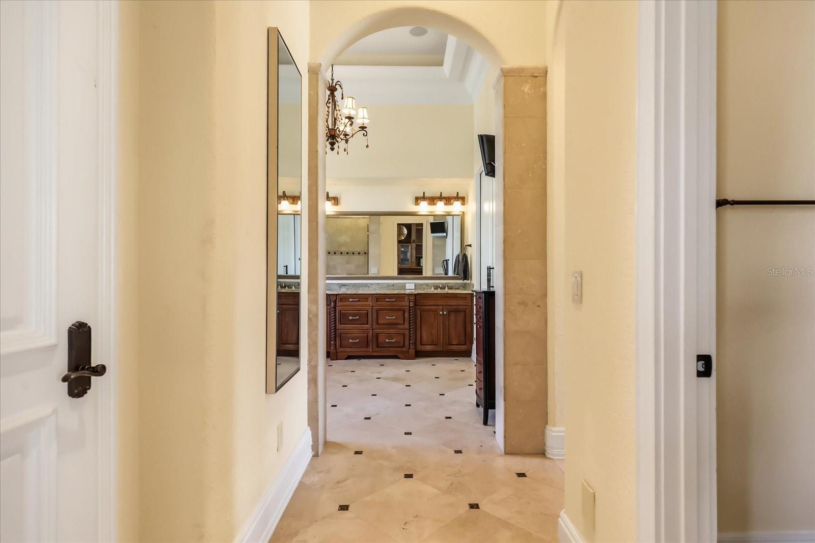 1136 LAKE WHITNEY DR, WINDERMERE, FL, 34786