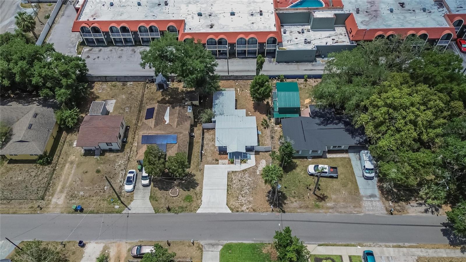 8738 N TANGERINE PL, TAMPA, FL, 33617