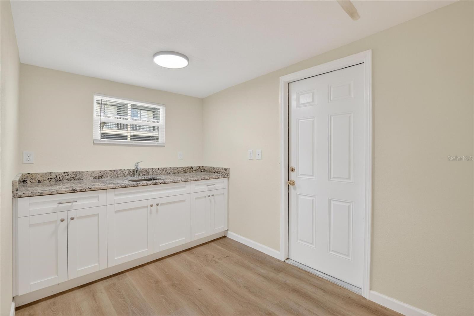 8738 N TANGERINE PL, TAMPA, FL, 33617