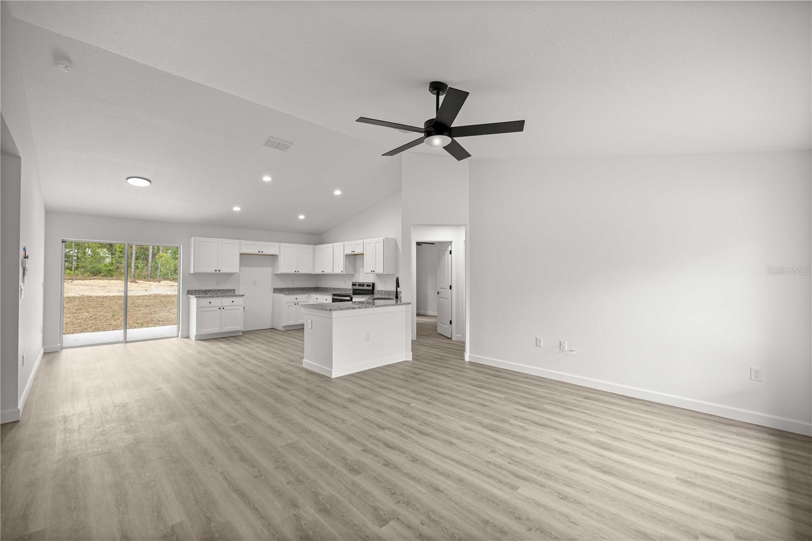 22433 SW RAINBOW LAKES BLVD, DUNNELLON, FL, 34431
