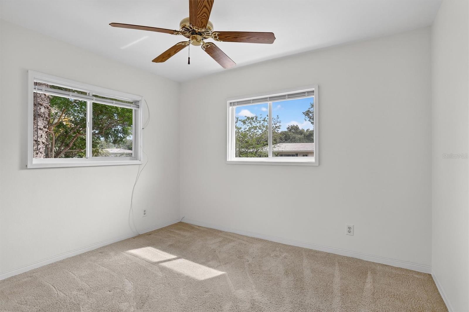 2033 TIMBER LN, CLEARWATER, FL, 33763